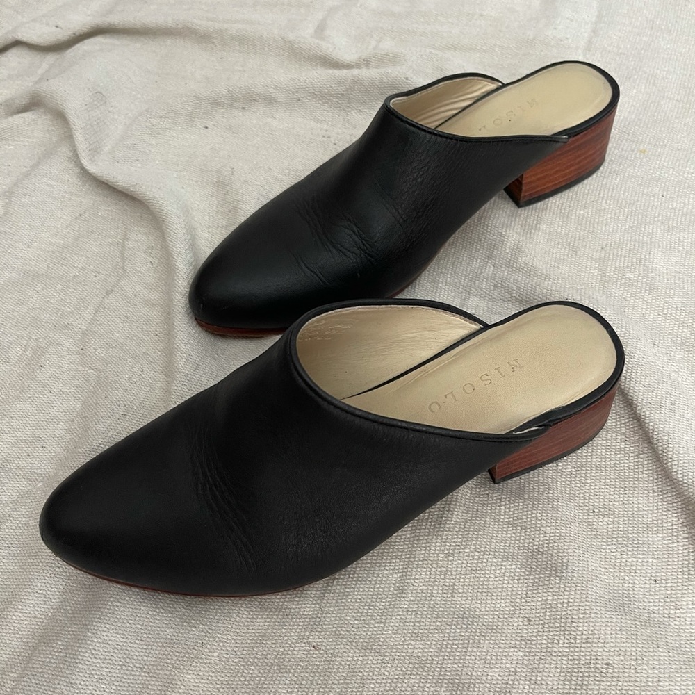 NISOLO Mariella All Day Leather Mule